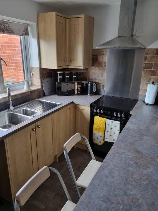 41 Mortimer Drive, Ideal Location Near Ludlow Orleton Exteriér fotografie